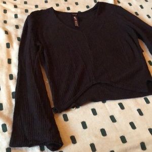Long sleeve crop top